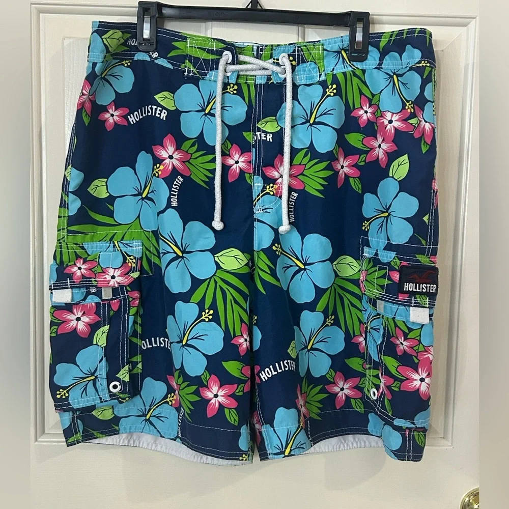 Hollister Men’s XL Cargo Floral Board Shorts